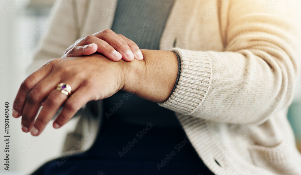 Obraz premium Wrist pain, arthritis and healthcare with closeup of old person in clinic for emergency, accident and injury. Fibromyalgia, tension and circulation with senior woman for osteoporosis and inflammation