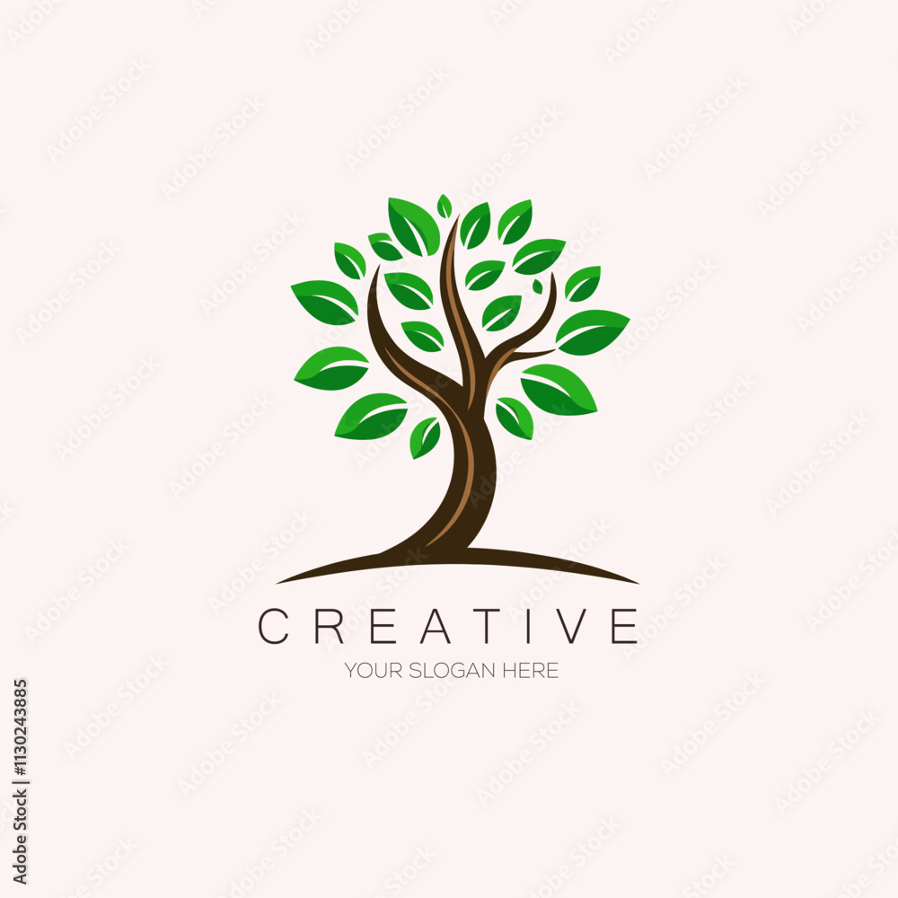Obraz premium Natural Green Creative Tree Vector Logo Design