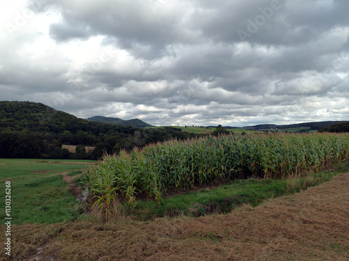 Aussicht von Feldweg in Steinbach, einem Ortsteil von Lebach, im Landkreis Saarlouis im Saarland in Richtung Wortsegel in Sotzweiler und in Richtung Schaumberg in der Gemeinde Tholey.  photo