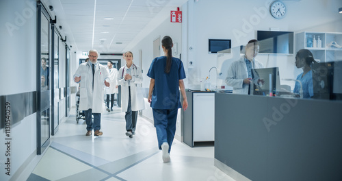 фотографія Diverse Male and Female Medical Professionals Navigate a Busy Hospital Corridor and Registration Area, Having Conversations About Healthcare