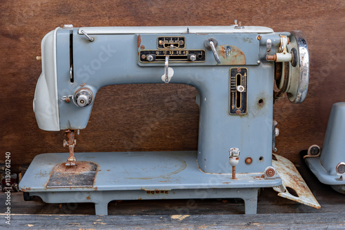 sewing machine. Beautiful rusty ancient sewing machine. photo