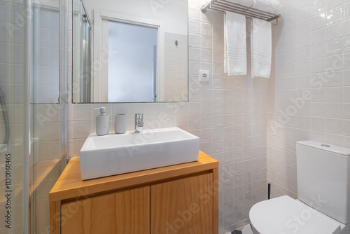 Bright and modern bathroom design