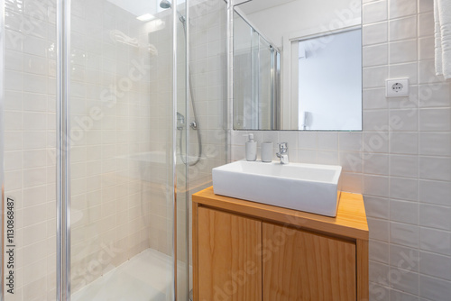 Wallpaper Mural Bright and modern bathroom design Torontodigital.ca