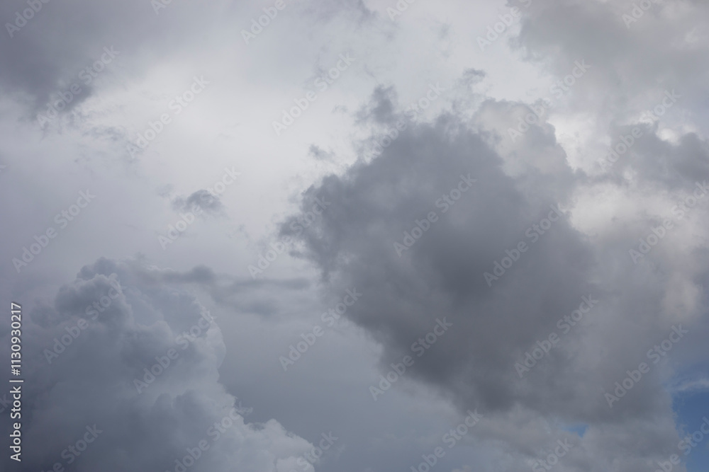 Obraz premium Grey clouds. The sky before the rain. Bad weather. Dark clouds.