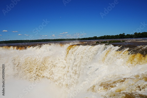 Obraz na płótnie Iguazu Falls in Argentina - アルゼンチン イグアスの滝 w salonie