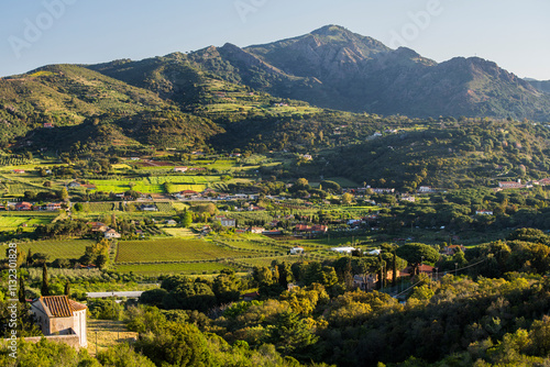 Blick von Capoliveri zum Monte Castello, Insel Elba, Toskana, Italien photo