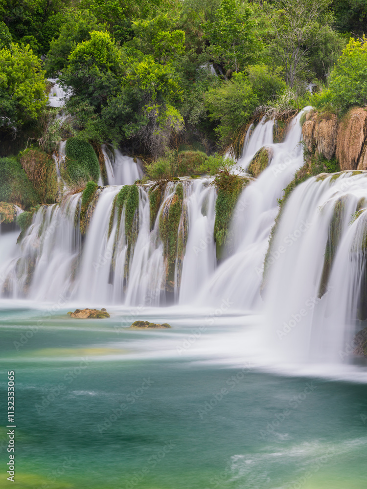 Naklejka premium Wasserfall im Krka Nationalpark, Kroatien