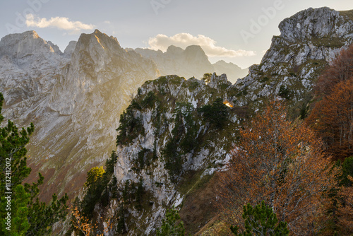 Blick über das Grebaje Tal, Prokletije Berge, Gusinje, Montenegro photo