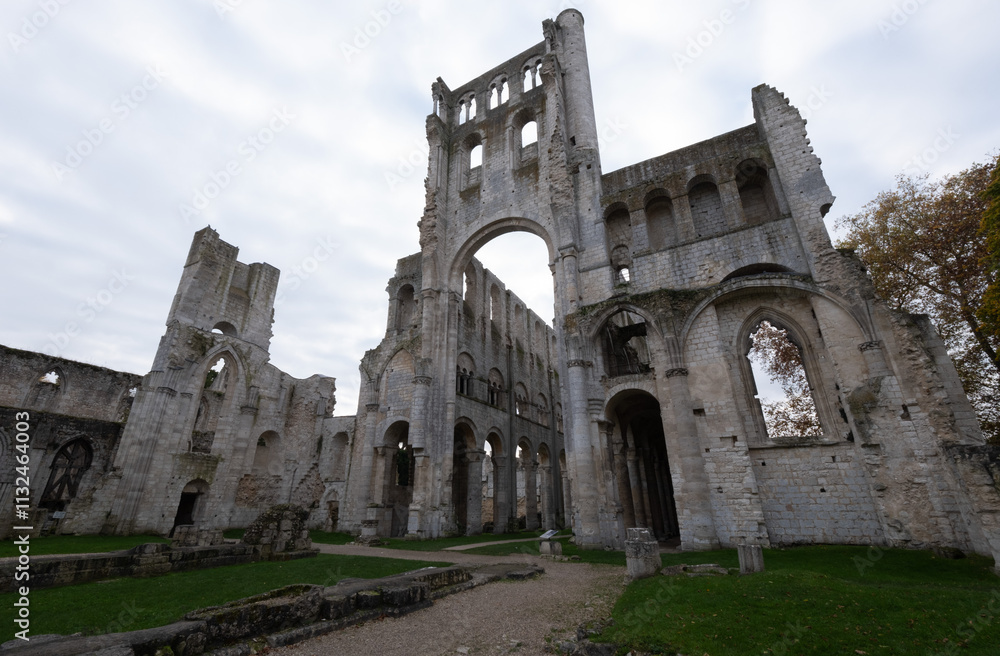 Fototapeta premium Abbey ruins of Jumièges, dating from the early first millennium and located in France.