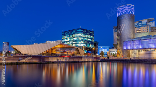Foto Manchester Salford Quays Aerial View at Night