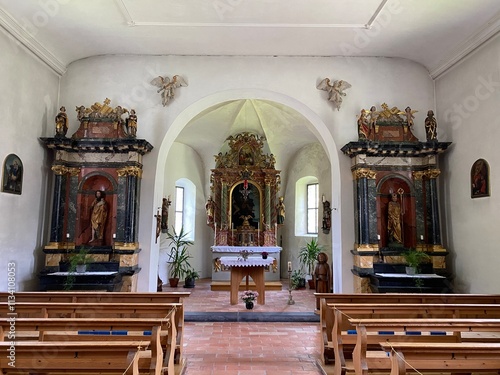 Obsee Chapel or St. Beat Chapel - Canton Obwalden, Switzerland (Kapelle Obsee oder Kapelle St. Beat - Kanton Obwald, Schweiz) photo