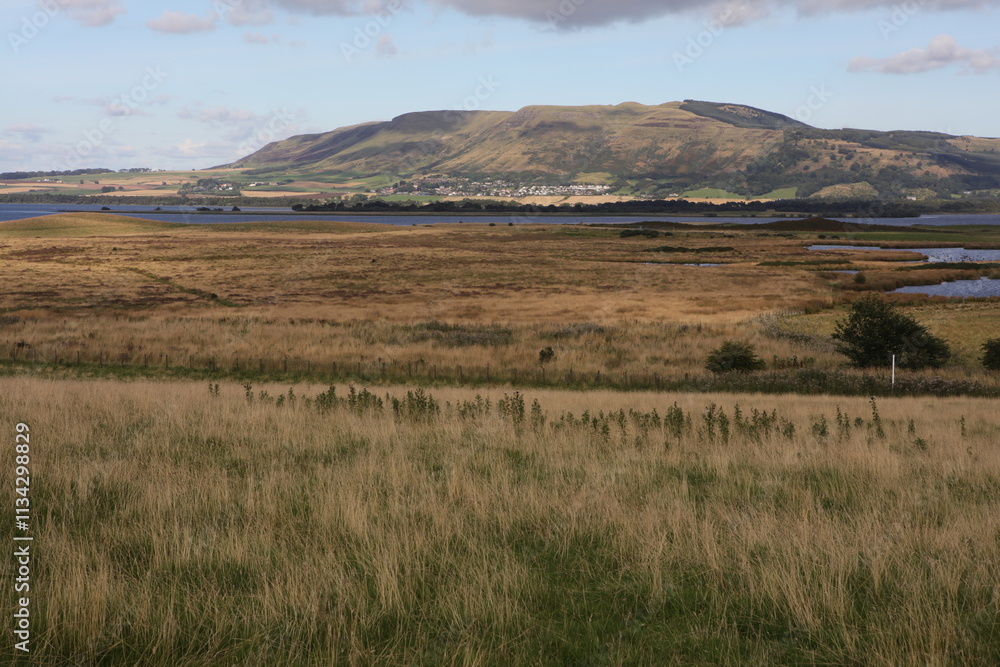 Fototapeta premium Loch Leven Heritage Trail - Bishop hill - Kinross - Perthshire - Scotland - UK