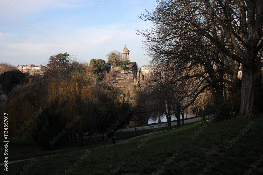 Parc des buttes chaumont - 19th arrondissement - Paris - France