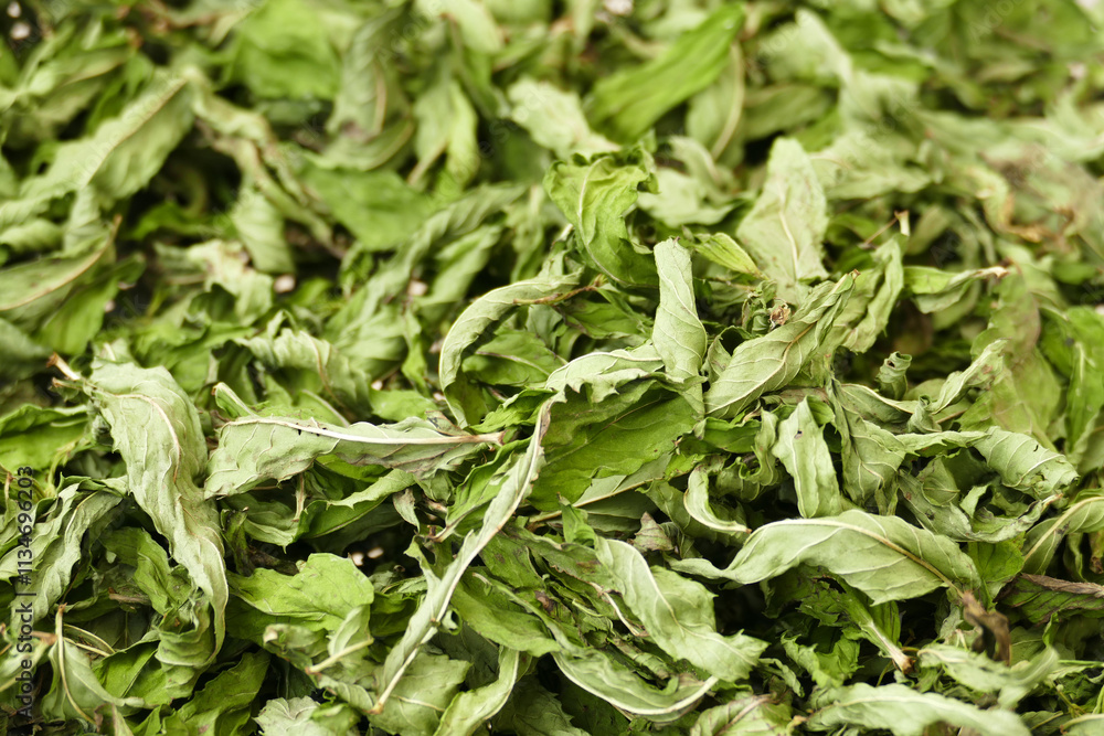 drying mint, drying homemade mint, close-up dried mints,
