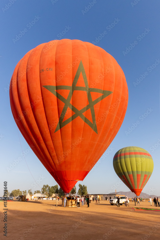 Obraz premium Above the Desert: Morocco's Colors in the Sky