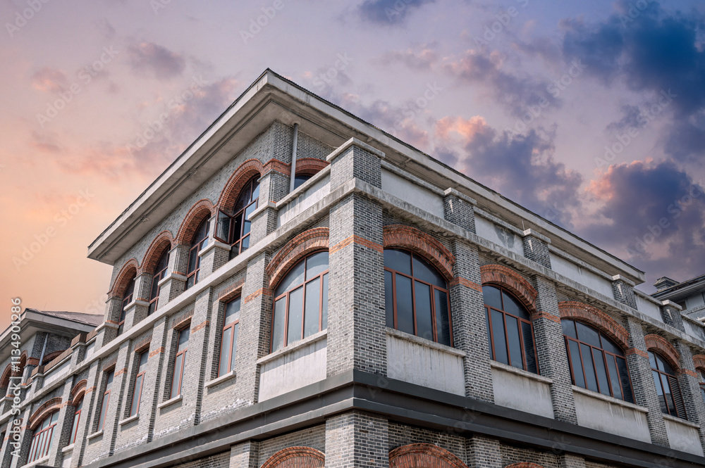 Fototapeta premium facade of an building with sky