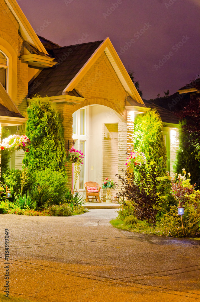 Fototapeta premium Entrance of a house at dusk in Vancouver, Canada.