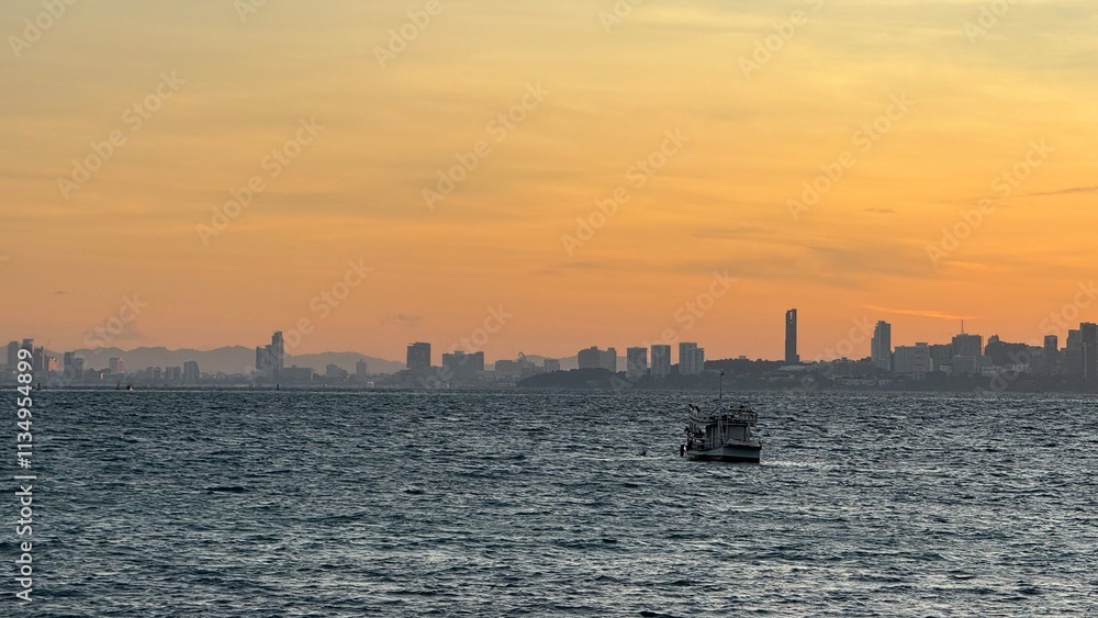 Sunrise over the sea at Pattaya, Thailand Sunrise over the sea at Pattaya, Thailand