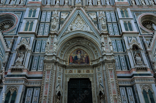 Obraz na płótnie Detail of the facade of the Duomo of Florence w salonie