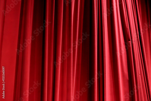 cortinas vermelhas de teatro