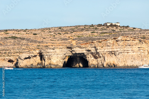 Obraz na płótnie Comino (Għajnsielem) Island landscape coastline Malta w salonie