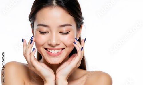 Radiant Beauty: A Close-Up Portrait of a Smiling Woman