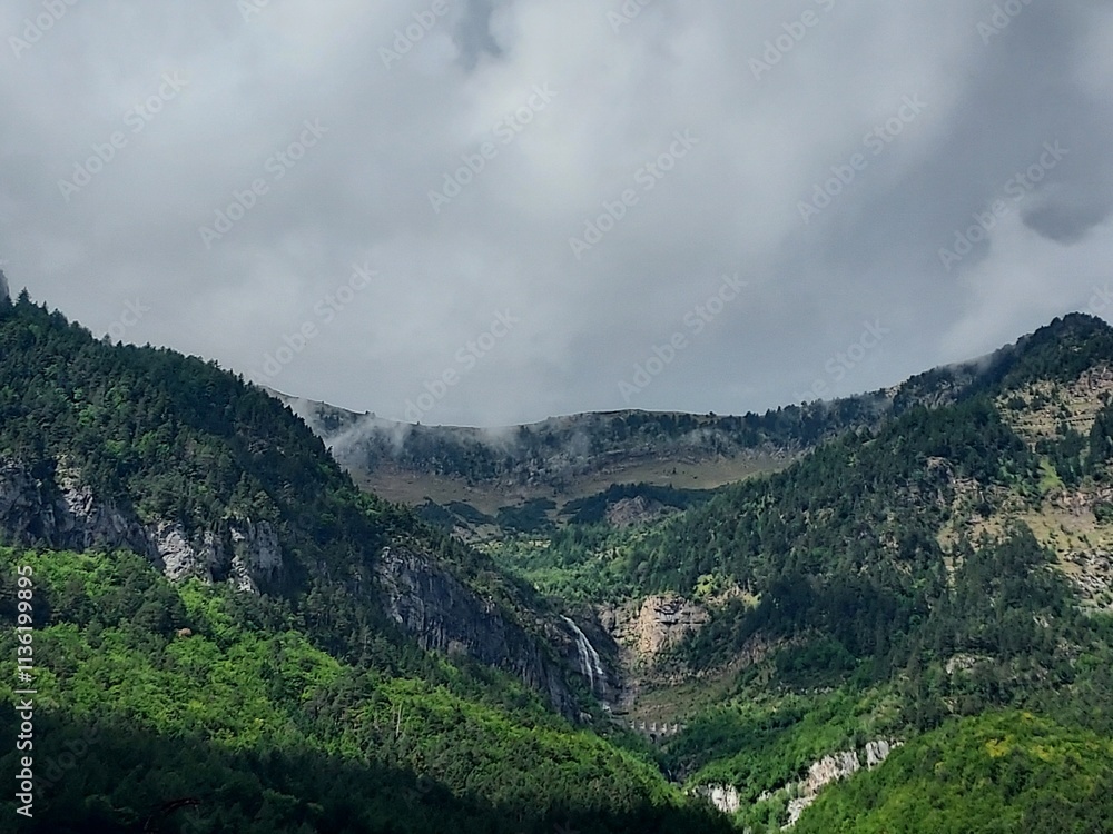 Obraz premium Paisajes Estacion de Canfranc - 2024 - 028