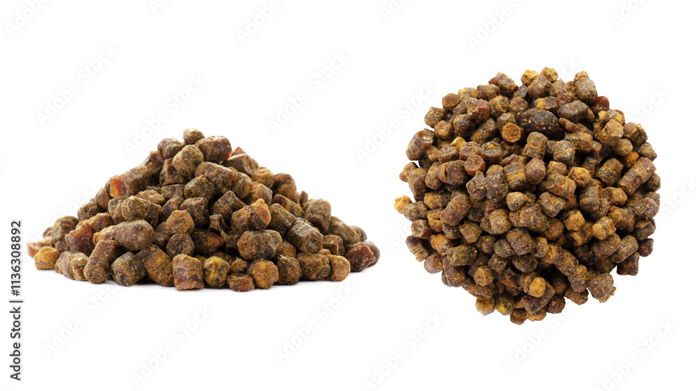 Heap of bee pollen, bee pollen granules isolated on white background, set. Product of beekeeping. Bee pollen, perga isolated on white background. Perga is a natural remedy for strengthening immunity. Heap of bee pollen, bee pollen granules isolated on white background, set. Product of beekeeping. Bee pollen, perga isolated on white background. Perga is a natural remedy for strengthening immunity.