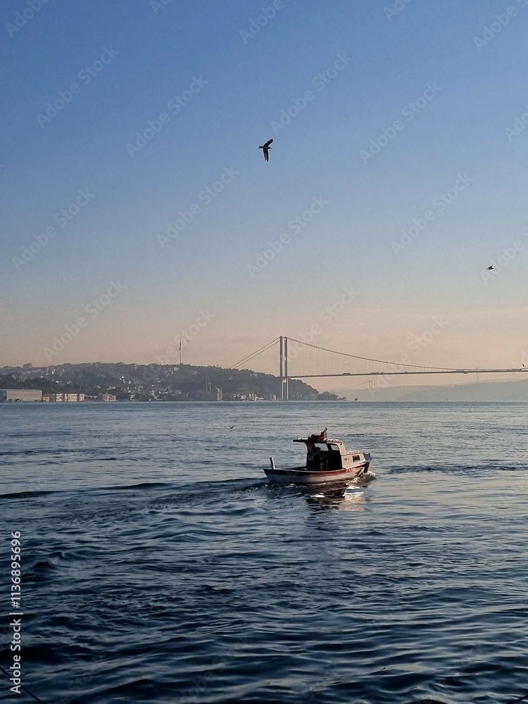 Fototapeta premium Lonely boat in the Bosphorus