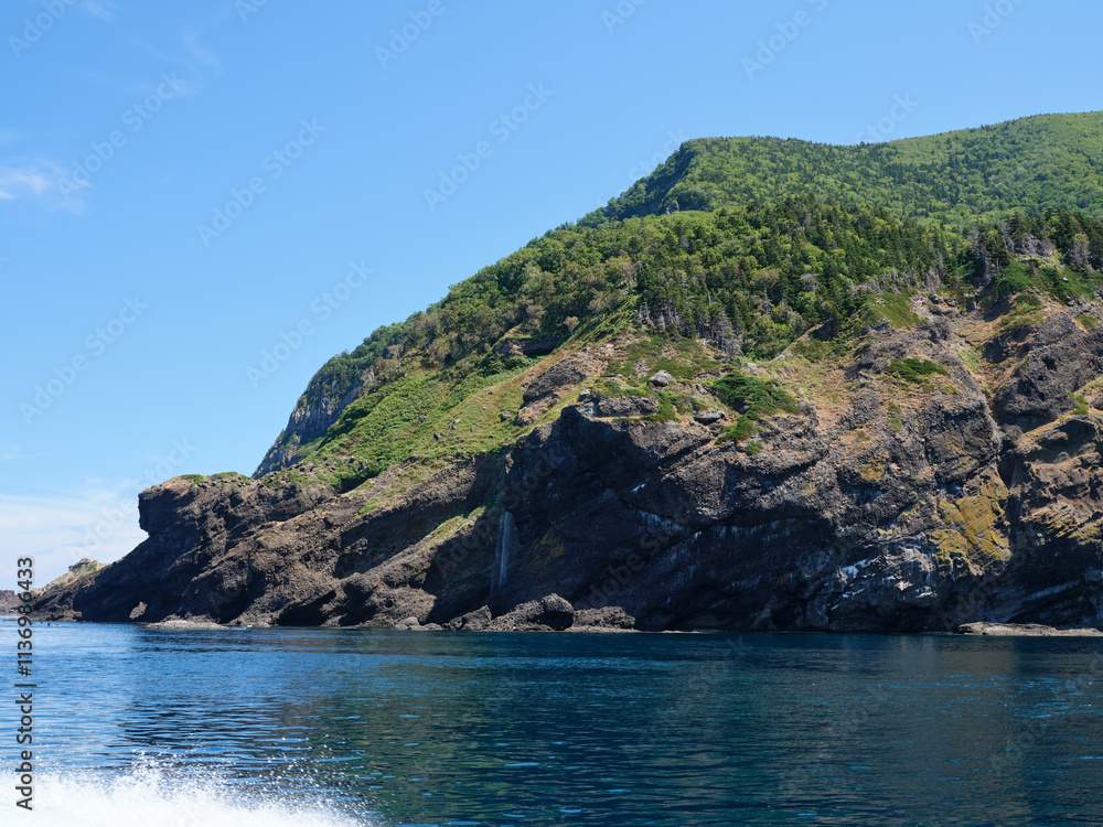 Fototapeta premium 海から見た知床