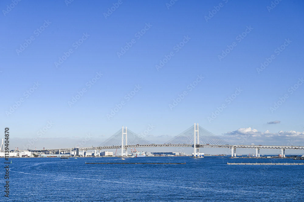 Fototapeta premium 横浜みなとみらいの都市イメージ