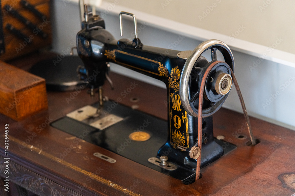 Fototapeta premium sewing machine on the desk