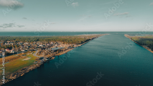 Mikoszewo Świbno Ujście Wisły z drona, przekop, prom