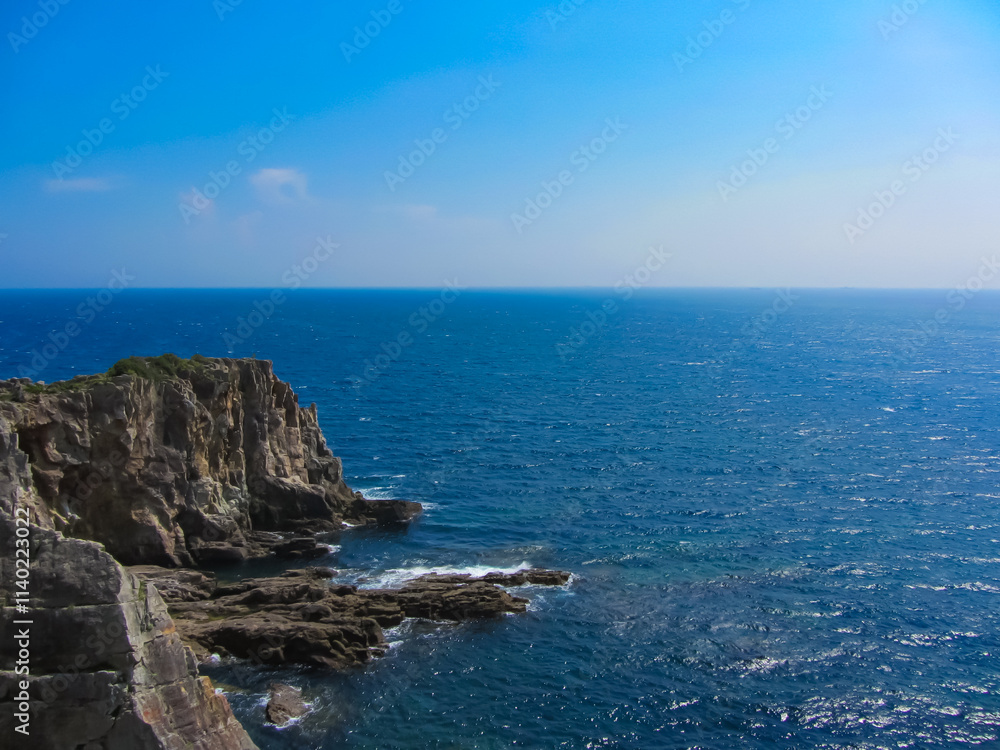 和歌山県白浜町の海岸と青い海 和歌山県白浜町の海岸と青い海