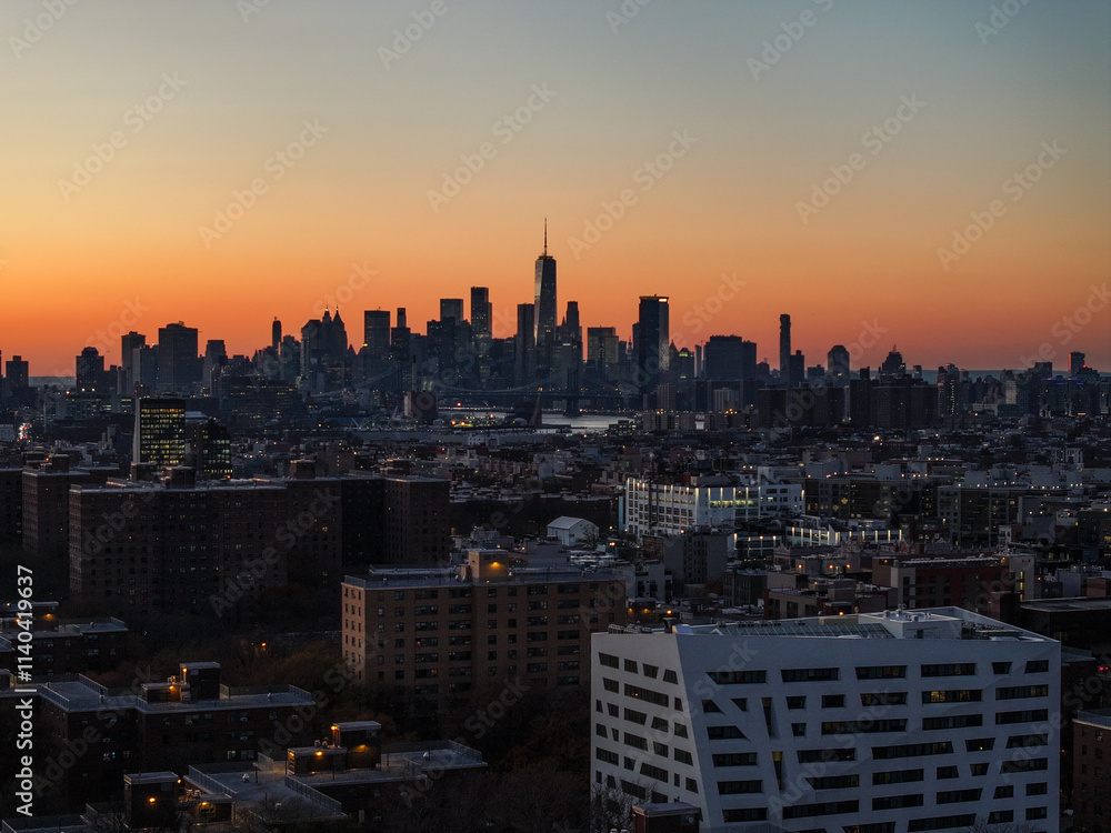 Obraz premium Downtown NYC Skyline from Brooklyn during sunset