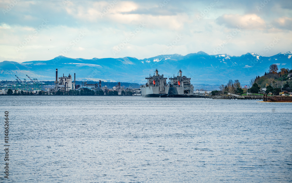 Naklejka premium Ruston Large Ships