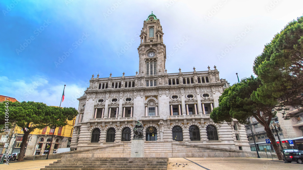 Fototapeta premium Town Hall building Camara Municipal do Porto timelapse hyperlapse on Liberdade Square, Porto, Portugal