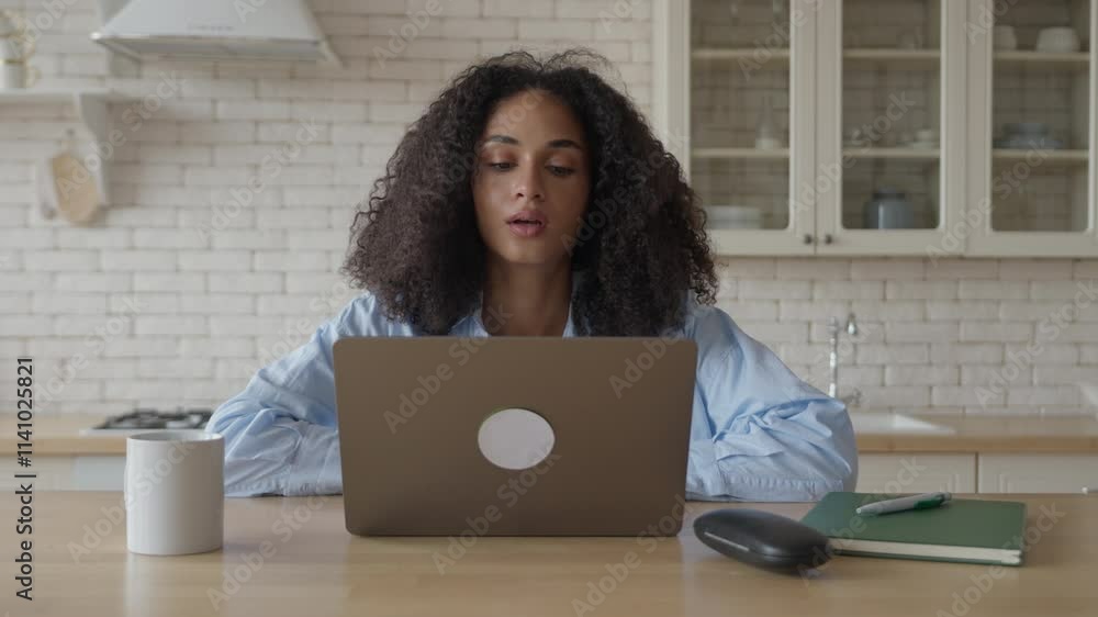 Pretty Woman Thought about Working at the Computer Pretty Woman Thought about Working at the Computer
