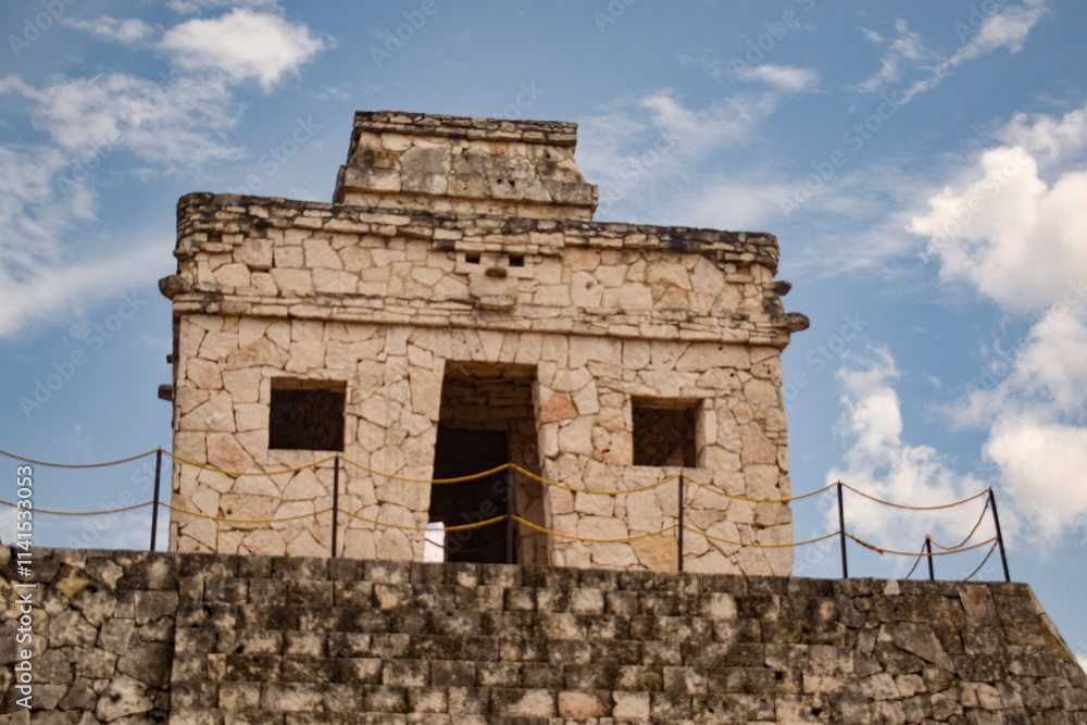 Fototapeta premium Cozumel Pyramid 3