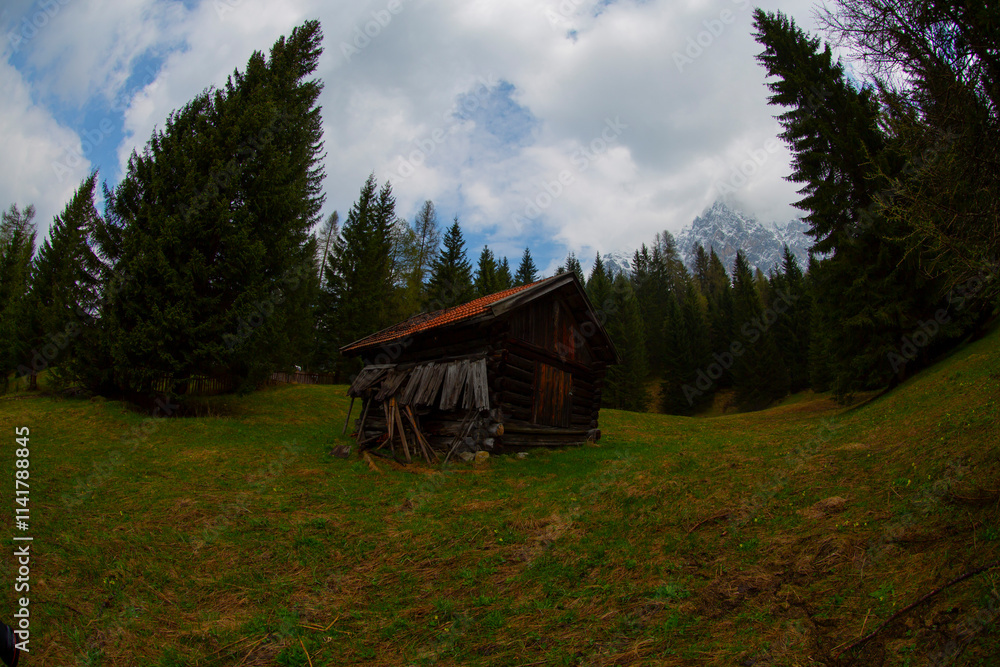 A field path leads to the beautifully situated Geroldsee. A field path leads to the beautifully situated Geroldsee.
