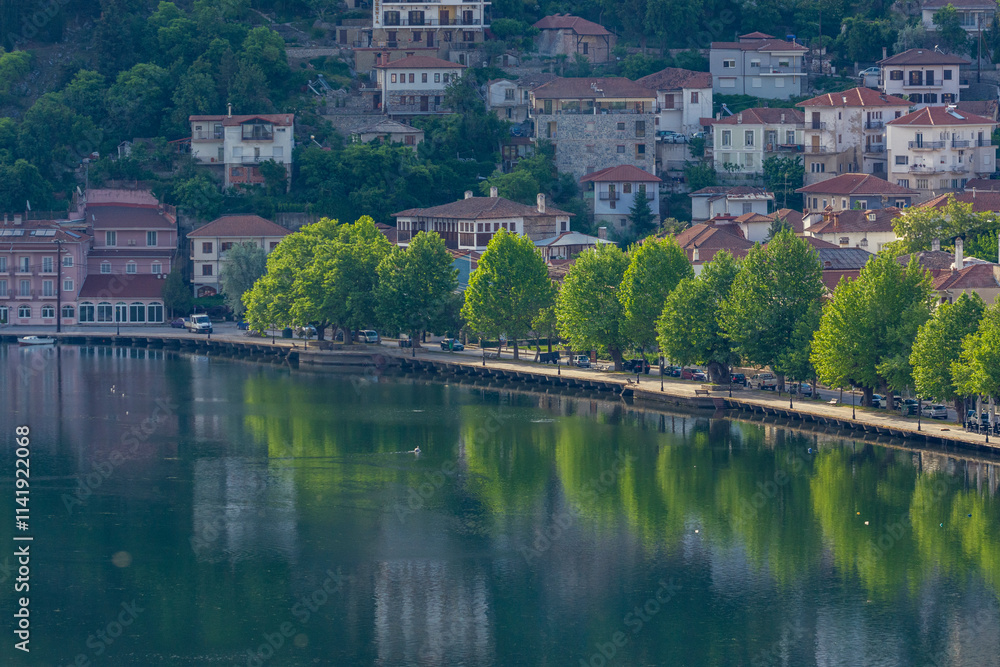 Obraz premium view of the river in the city of the city