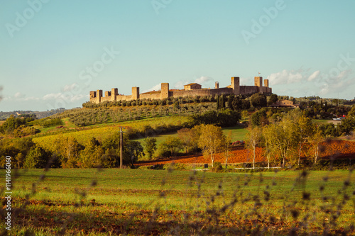 Vue d'ensemble des fortifications de Monteriggioni - 3