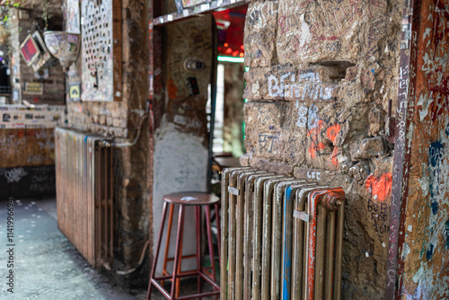 Photography Ruins Bars in Budapest, creativity and art with Discarded Objects - Hungary