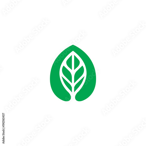 Green leaf icon design. Organic Logo Vector