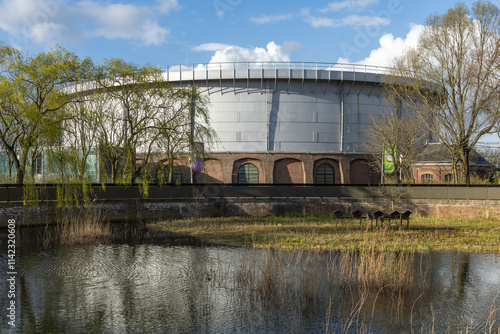 Photography De Gashouder is the ideal location for special fairs, large presentations, parties and live shows