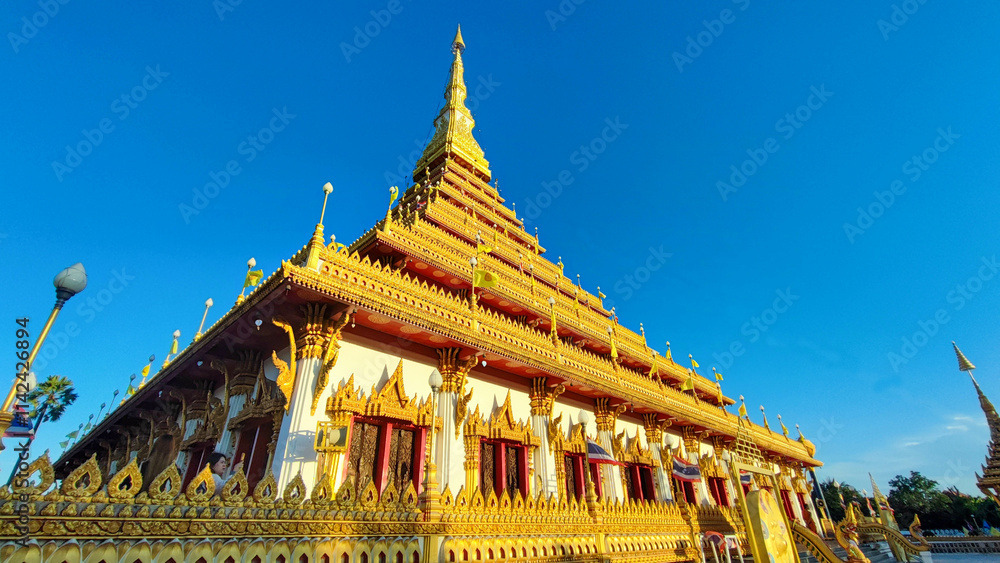 Fototapeta premium The Phra Mahathat Kaen Nakhon, Wat Nong Waeng Phra Aram Luang Temple, KhonKaen