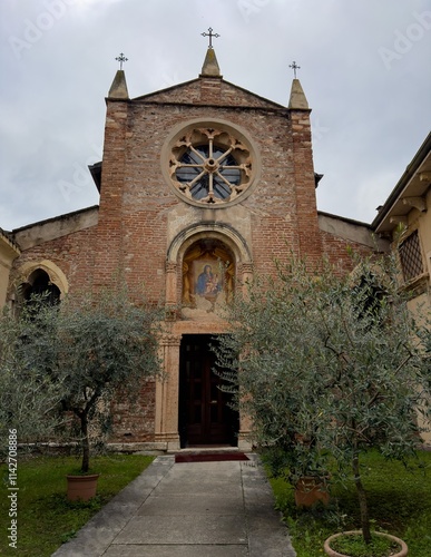 Obraz na płótnie Chiesa di San Zeno in Oratorio (San Zenetto) church in Verona, cloudy day, vertical image w salonie