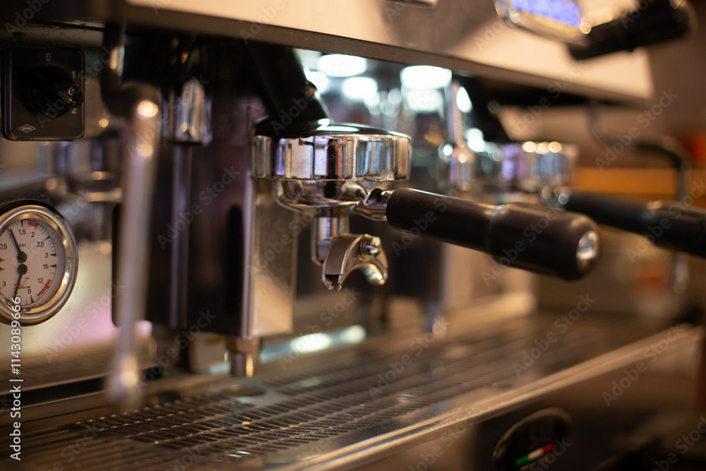 The coffee machine is professional. The coffee machine is professional.