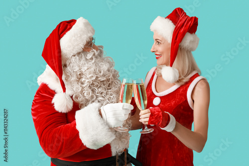 Santa and MRS Claus with gl...