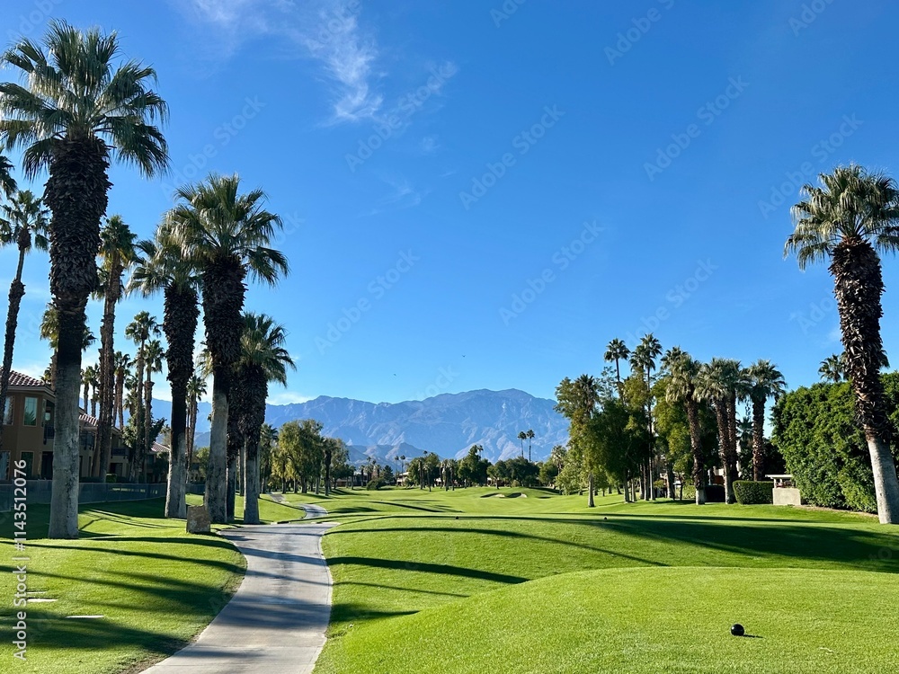 Fototapeta premium Golf mountains 